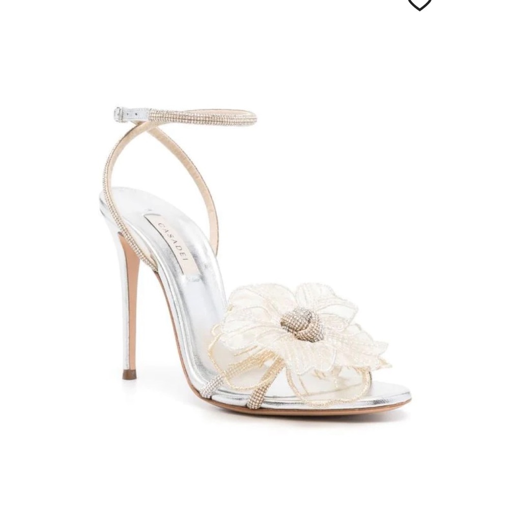 Casadei
floral-appliqué 115mm heel sandals